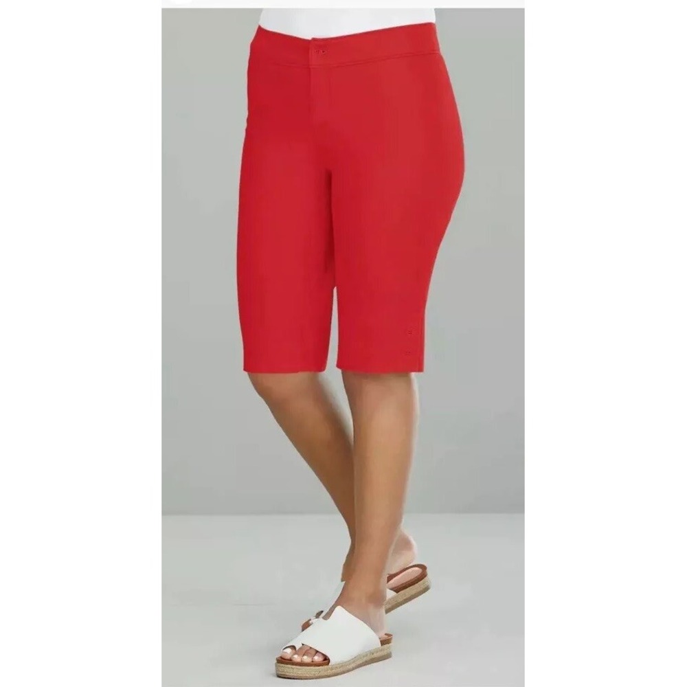 Monroe and Main Women's Red Bermuda‎ Shorts Casual Pants Knee Length 16W Plus